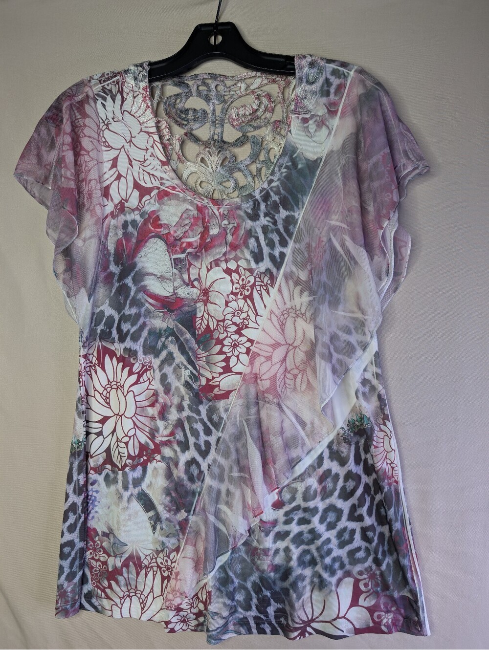 Live and Let Live Women's Floral and Leopard‎ Print Sheer Overlay Top Size Small